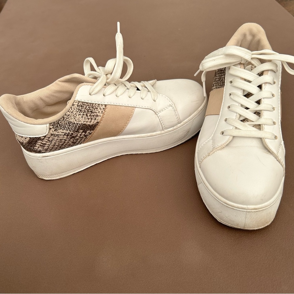 Qupid platform fashion running shoes